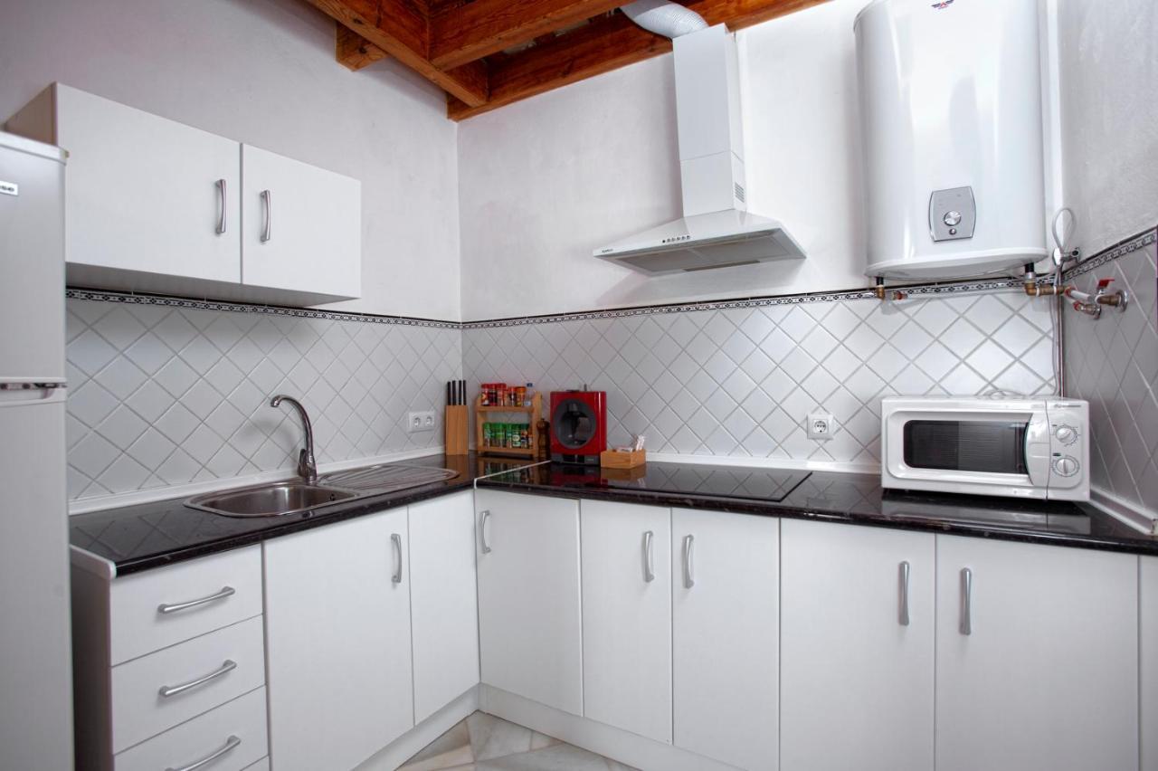 Barroso 4 By 7Escalones Apartment โรตา ภายนอก รูปภาพ