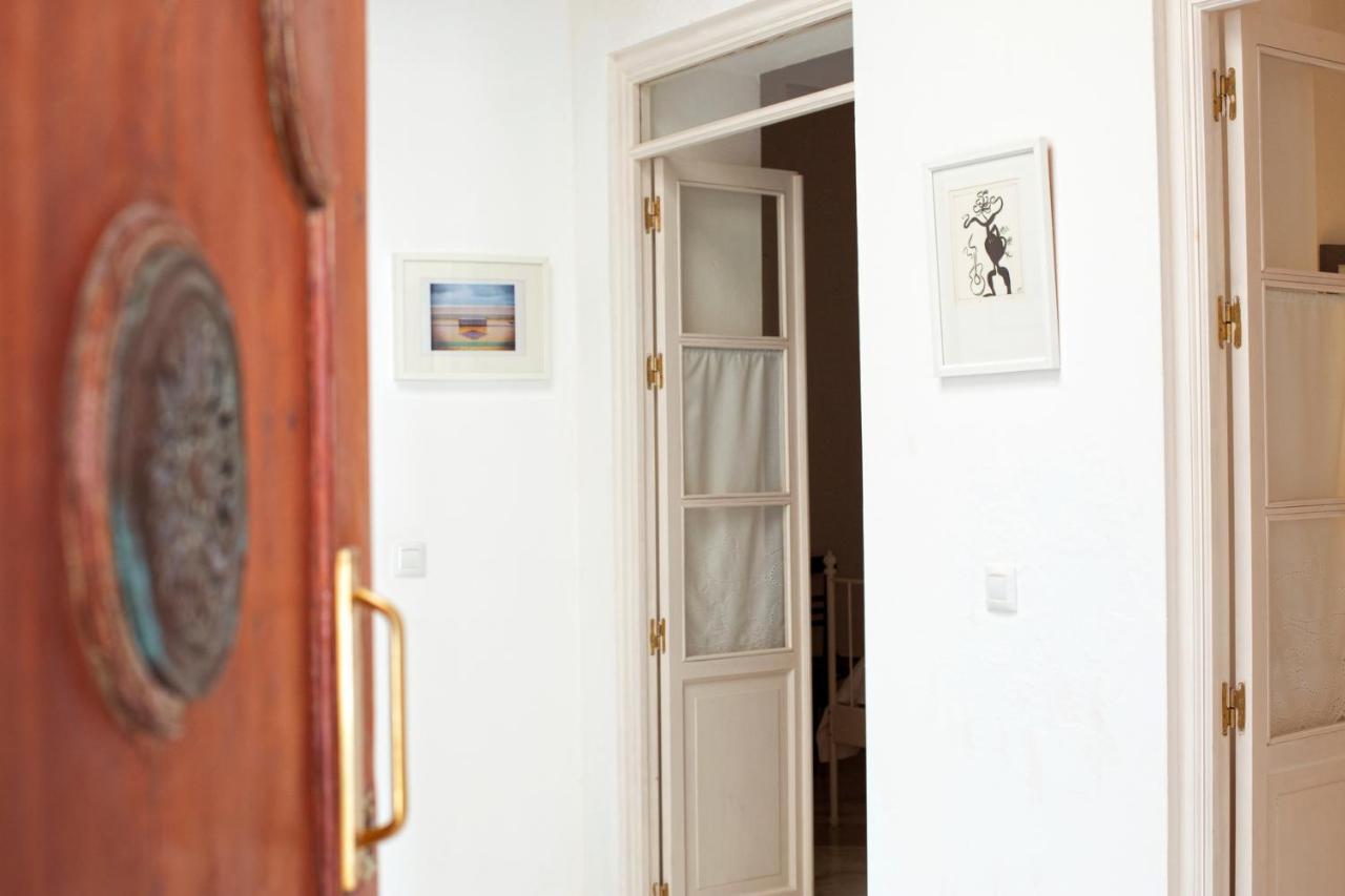 Barroso 4 By 7Escalones Apartment โรตา ภายนอก รูปภาพ